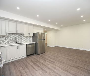 For Lease - 46 Mevira Gardens, Oakville, Ontario - Photo 5