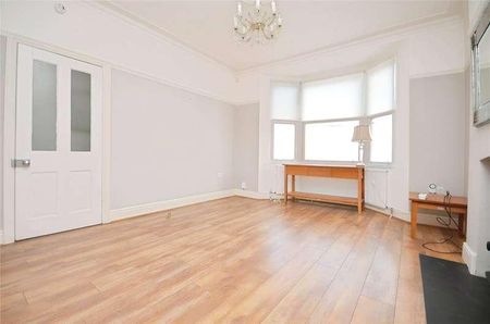 Gaynes Road, Upminster, Essex, RM14 - Photo 5