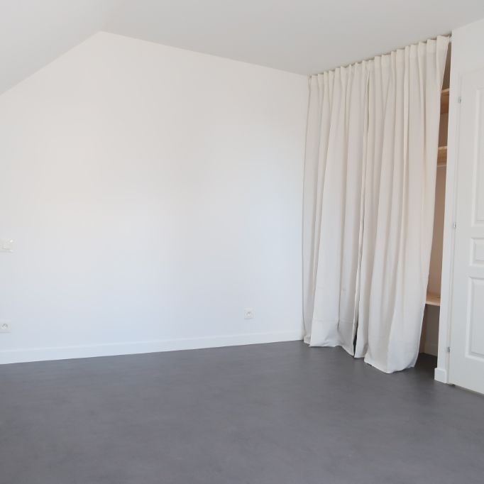 Location Maison 4 pièces 84m² - Photo 1
