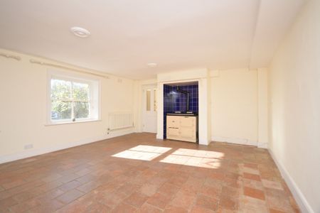 North Creake - Photo 2