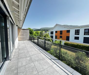 In a quiet neighborhood in the village center - Photo 4