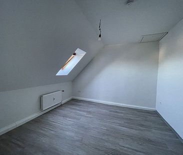 Etwas Besonderes: großzügige 3-Zimmer-Wohnung mit eigenem Eingang und Gartenanteil - Foto 5