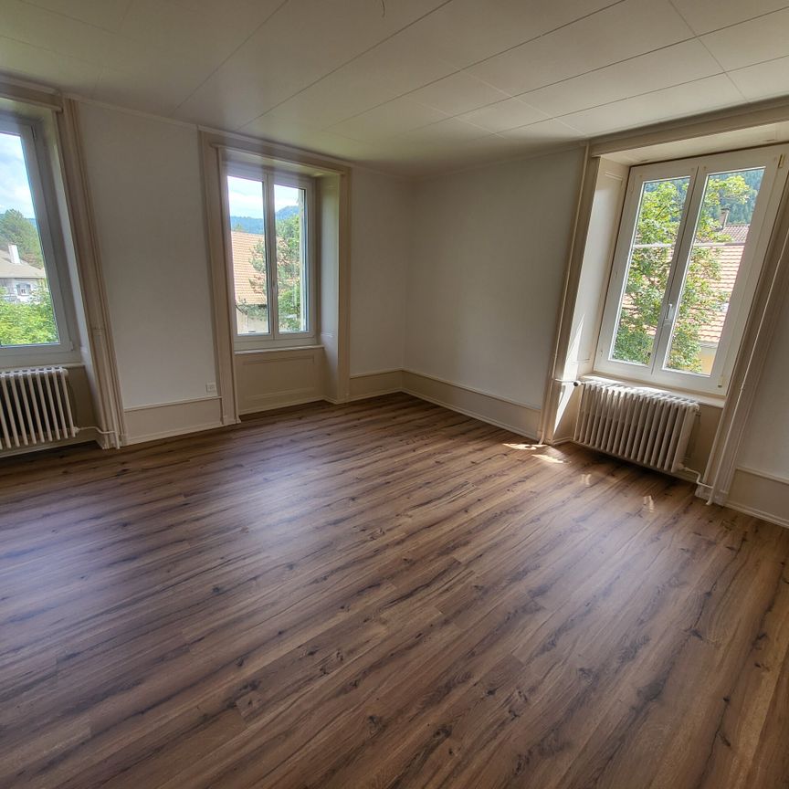Grand appartement de 4,5 pièces avec ascenseur au centre du village - Photo 1