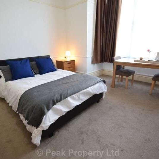 Students - Huge Rooms Available! York Road, Southend On Sea, SS1 - Photo 1