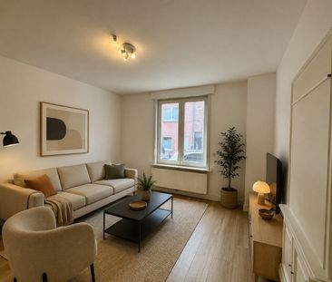 4-slaapkamerwoning met tuin en parking nabij centrum - Photo 1