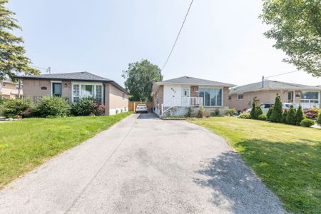 For Lease - 647 Perry Crescent Unit# Bsmt, Oshawa, Ontario - Photo 2