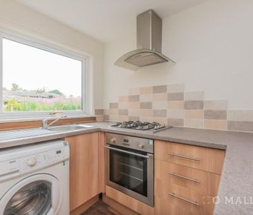 1 bedroom ground floor flat to rent - Photo 5