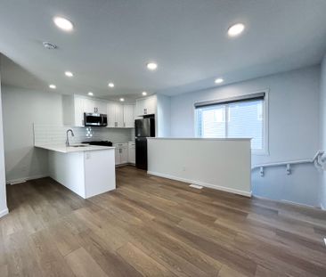 Special Incentive. New Garden Suite Living In The Orchards | Pet Fr... - Photo 5