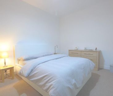 2 bedroom ground floor flat to rent - Photo 6