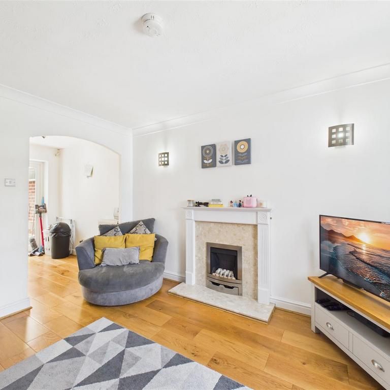 2 bedroom semi-detached house to rent - Photo 1