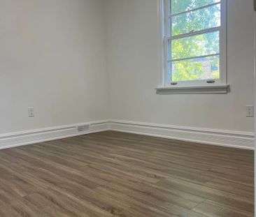 For Lease - 1 Aylesford Drive Unit# Main, Toronto, Ontario - Photo 1