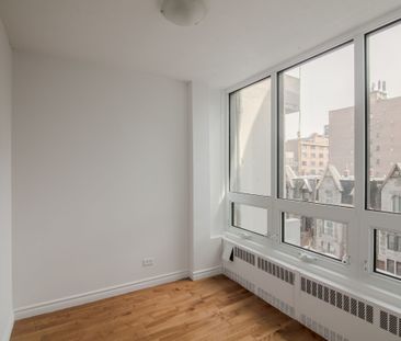 1975 Maisonneuve Blvd West - Photo 2