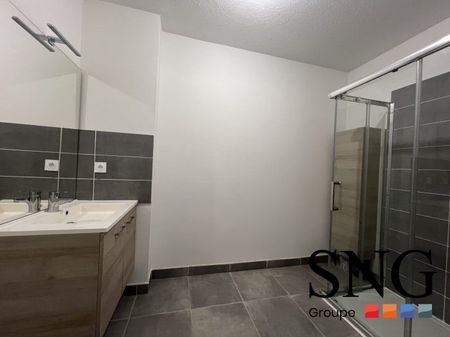 T2 AVEC TERRASSE ET PARKING - Photo 4