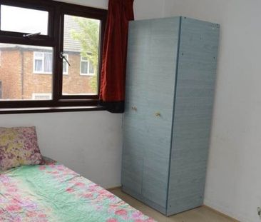 Room in a Shared House, Skiers St, E15 - Photo 2