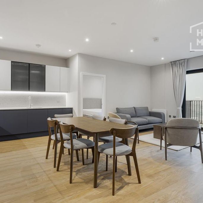 3 bedroom flat to rent - Photo 1