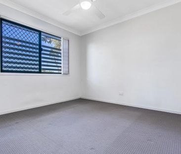 Spacious 3 Bedroom Townhouse in Brighton - Photo 1