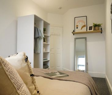 1 bedroom in a house share to rent - Photo 2