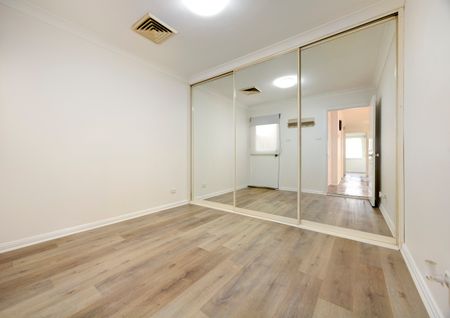 17 Yelverton Street, Sydenham NSW 2044 - House For Rent | Domain - Photo 2