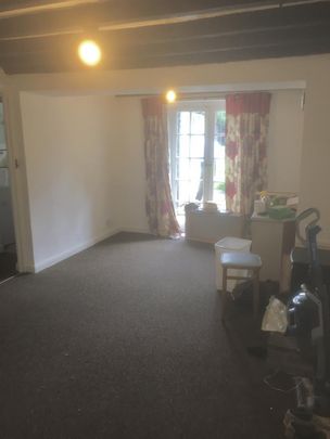 2 bedroom terraced house to rent - Photo 1