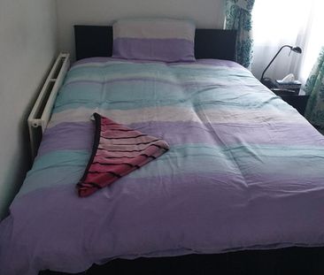 Room in a Shared House, London, SE15 - Photo 3