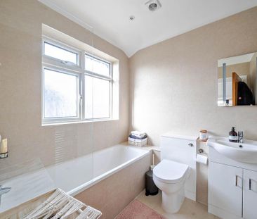 2 bedroom maisonette to rent - Photo 3