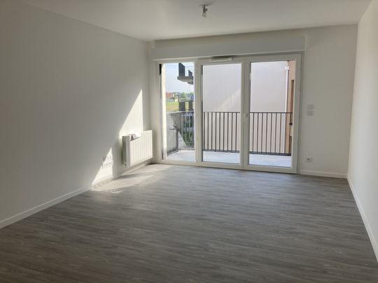 Location Appartement 2 pièces 45m² CORMELLES LE ROYAL 14123 - Photo 1