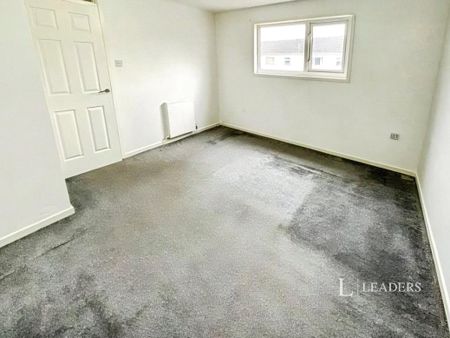 property to rent Kirkmeadow, Bretton, Peterborough, Cambridgeshire, PE3 - Photo 3