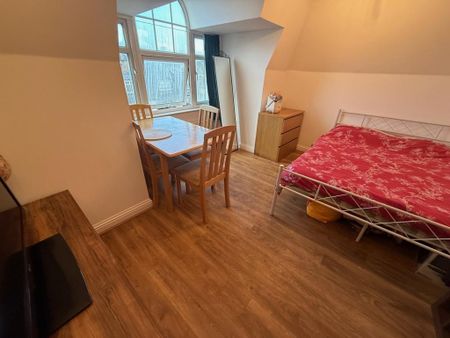 1 bedroom flat to rent - Photo 3