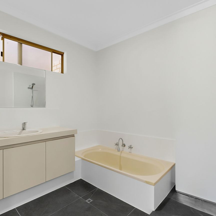 Welcome to your newly renovated home! - Photo 1