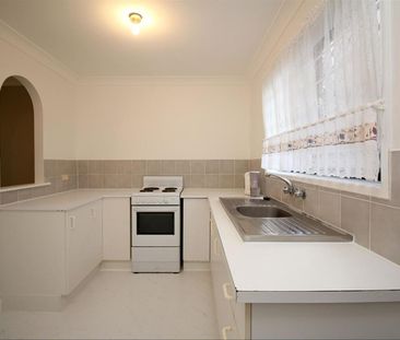 Modern Townhouse In Secure Complex - Photo 4