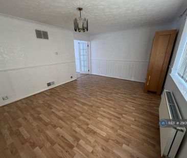 3 bedroom terraced house to rent - Photo 2
