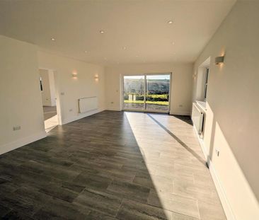 5 bedroom detached house to rent - Photo 5