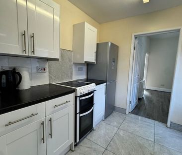 Room in a Shared House, Rossett Street, L6 - Photo 5