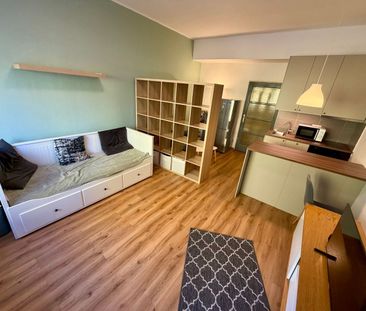 Pronájem bytu 1+kk • 28 m² bez realitkyNa lepším, Praha - Nusle - Photo 1