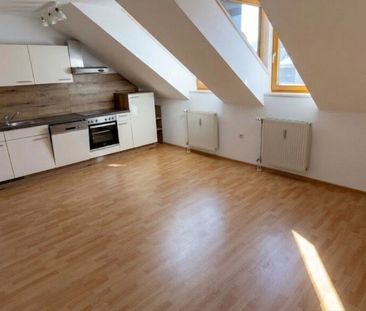 Herzige Dachgeschosswohnung nahe Montanuni Leoben! Jetzt mieten! - Foto 2