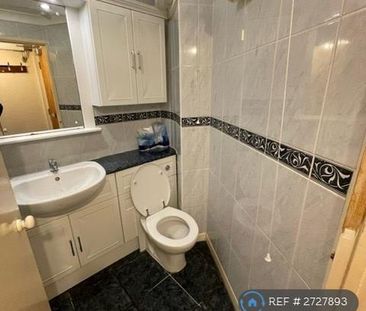 Studio to rent - Photo 6