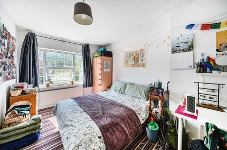 5 bedroom semi-detached house to rent - Photo 3