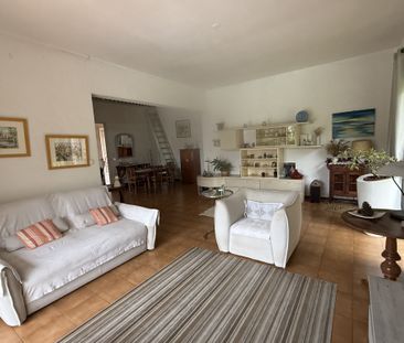Location Maison 4 pièces 127m² ST PAUL 97460 - Photo 1
