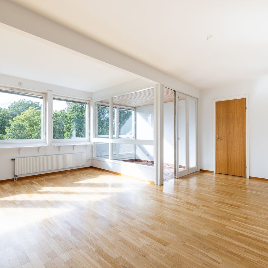 Kraftkärrsvägen 15 B - Foto 1