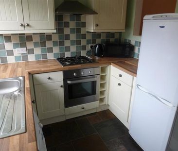 2 bedroom terraced house to rent - Photo 6