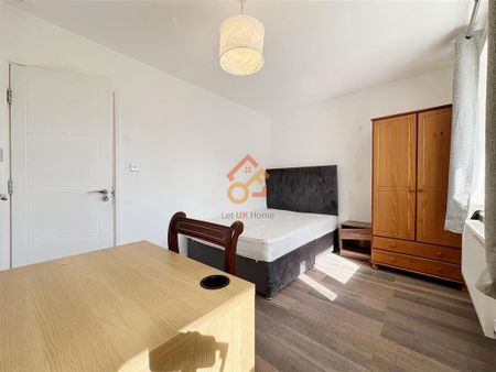 4 bedroom house to rent - Photo 4
