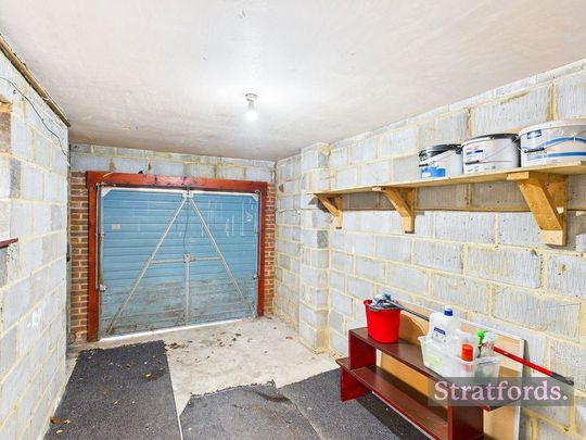 4 bedroom detached house to rent - Photo 1