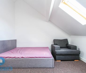 1 bed Studio for Rent - Photo 2