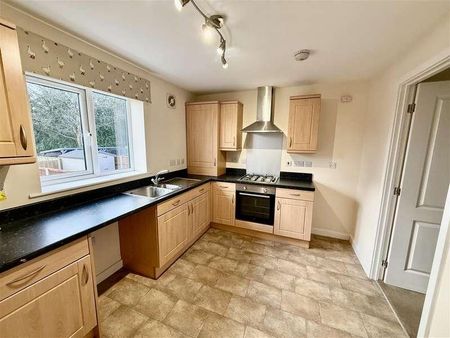 Springhill Rise, Bewdley, DY12 - Photo 3