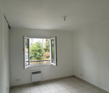 Location Appartement 2 pièces 38m² BRIGNOLES 83170 - Photo 2