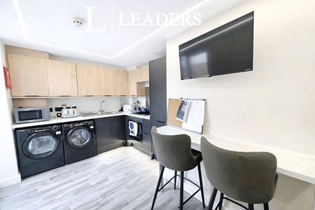 House share to rent - Photo 4