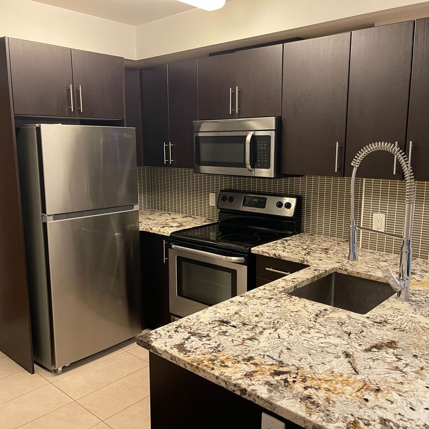 For Lease - 242 RIDEAU Street Unit# 1307, Lower Town - Sandy Hill, Ontario - Photo 1