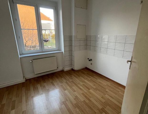 wunderschön helle und großzügige 3 Raum Erdgeschoß Wohnung in Freiberg zu vermieten - Photo 1