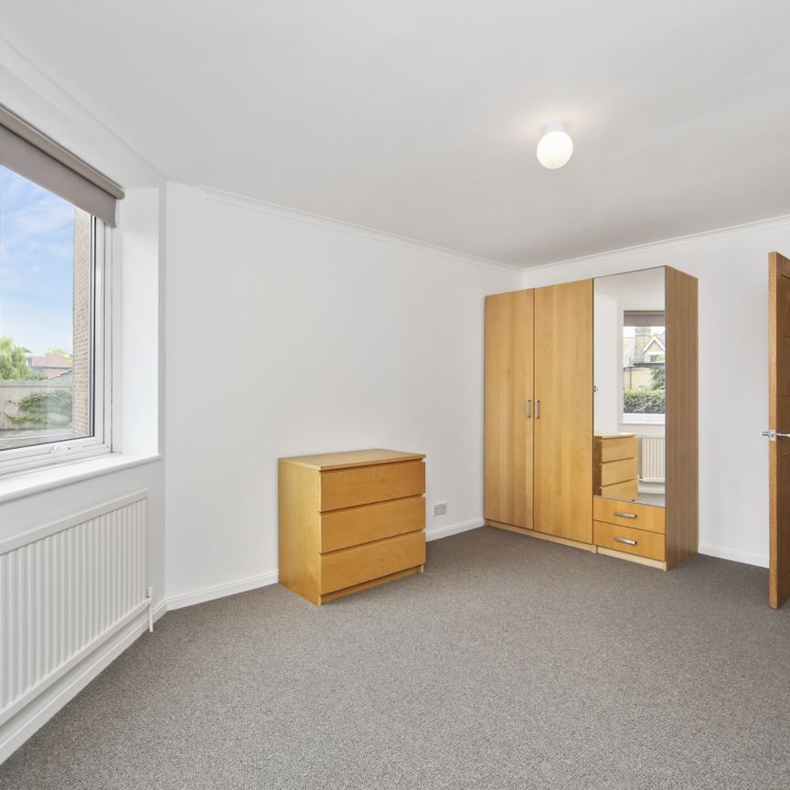 Richmond Hill, Richmond, TW10 flat to rent - Photo 1