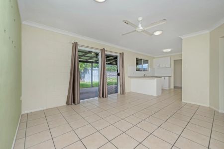 11 Campion Circle, Kirwan. - Photo 5